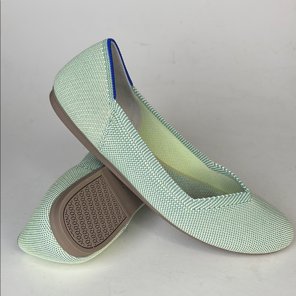 Rothy’s mint green round toe flat (retired) size 7